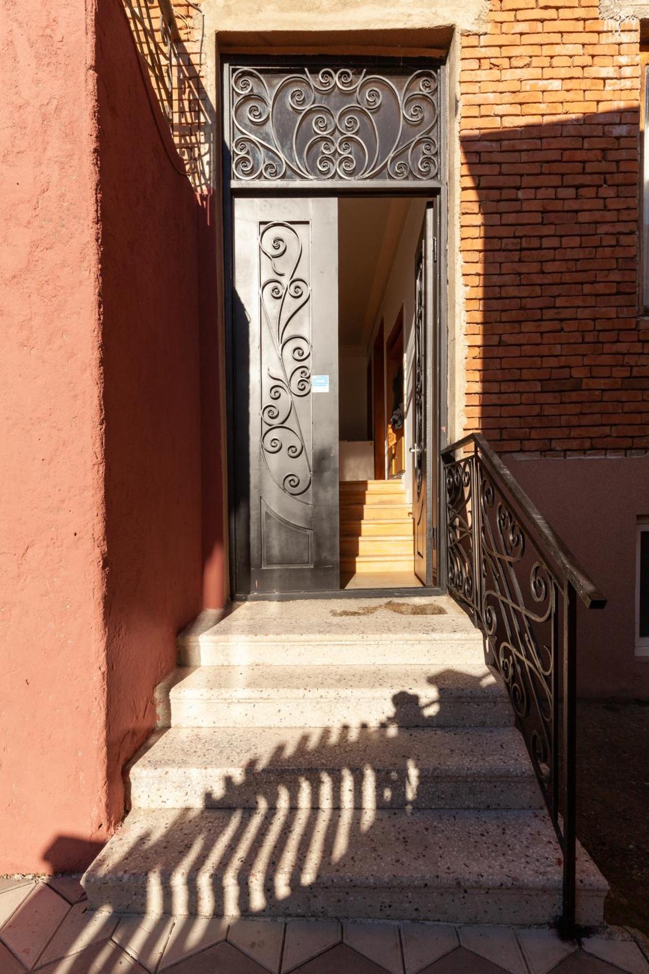Stepin Garden Apartman Kutaiszi Kültér fotó